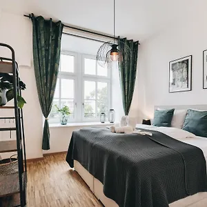 Apartment Oasis - Wohnen In - Netflix - Tiefgarage - Dachterrasse