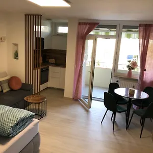 Apartment Lilis Mit Balkon