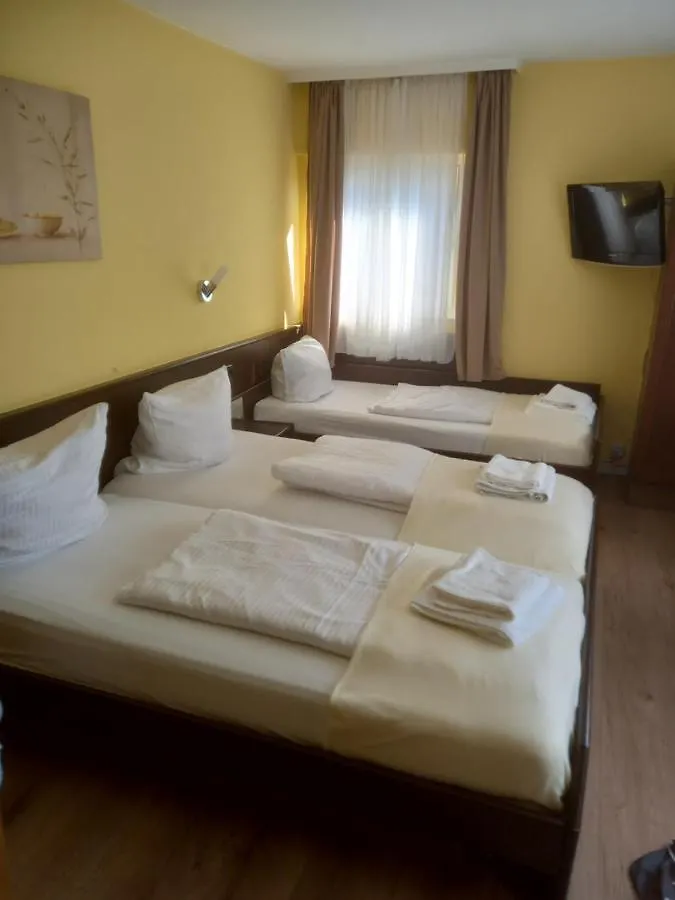 Hotel Wiesbadener Hof Stuttgart